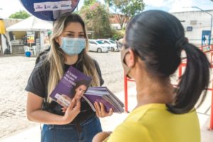 Salve Mulher: Ação no Benedito Bentes intensifica combate à violência contra a mulher
