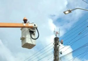 Bairros e povoados de Penedo recebem investimentos em iluminação pública