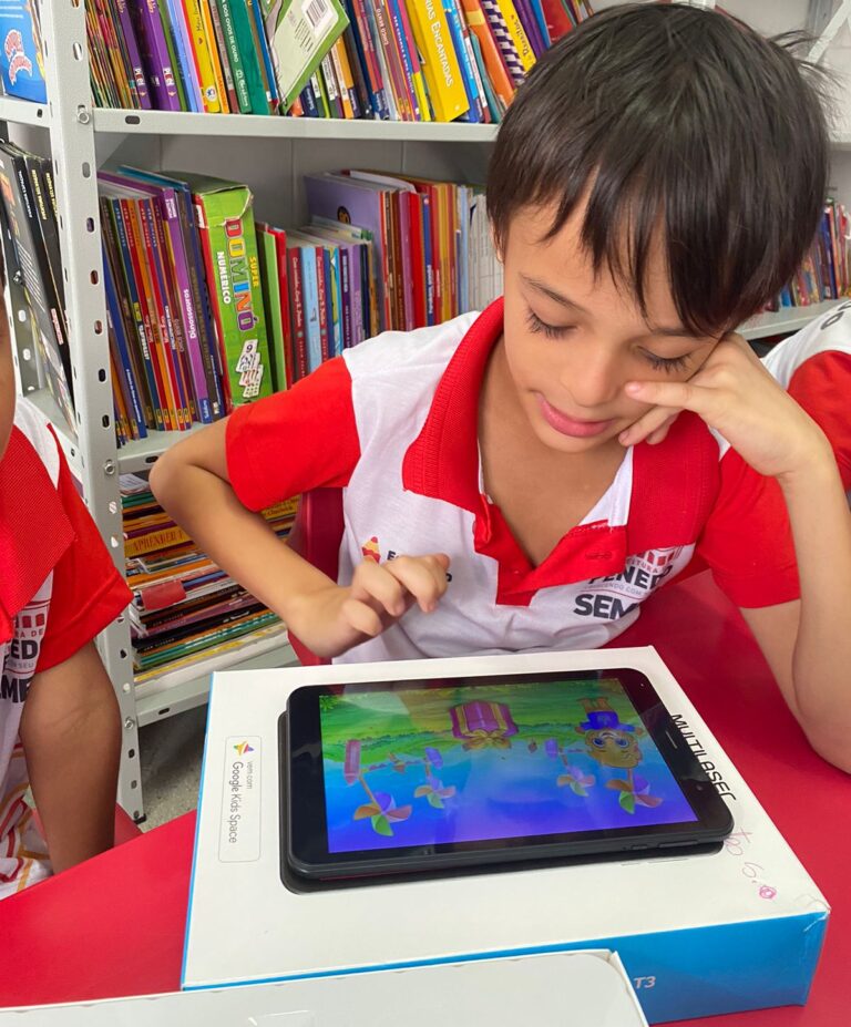 Penedo Inclusiva Mantém Apoio a Estudantes Neurodivergentes Durante as Férias