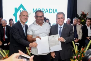 Programa Moradia Legal Regulariza 1.676 Imóveis em Penedo, Beneficiando Famílias Carentes