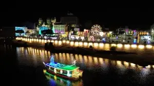 Penedo Luz Encanta com Vila Mágica e Atrações Gratuitas para Toda a Família