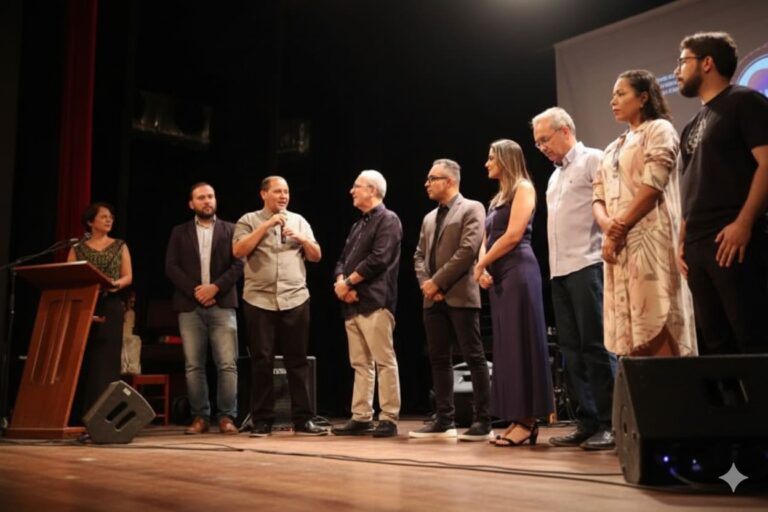 Penedo se transforma em polo musical com a abertura oficial do FEMUPE