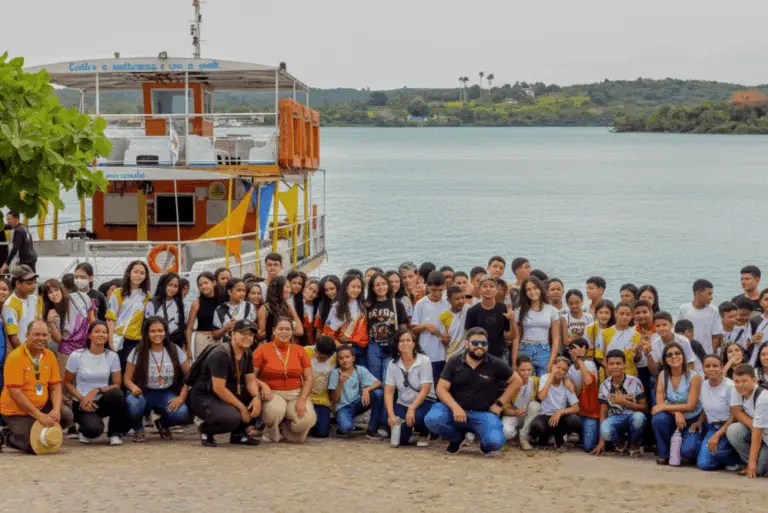 Turismo do Saber: mais de 165 alunos da Escola Santa Luzia experimentam um novo olhar sobre Penedo